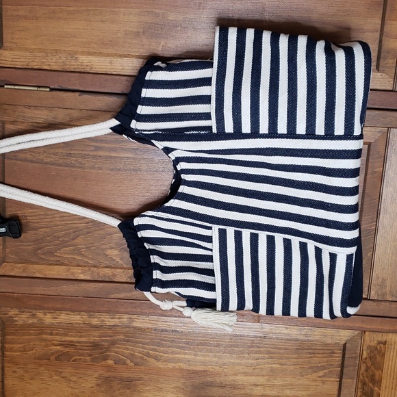 NWOT Striped Canvas Beach Tote Bag - Picture 3 of 7